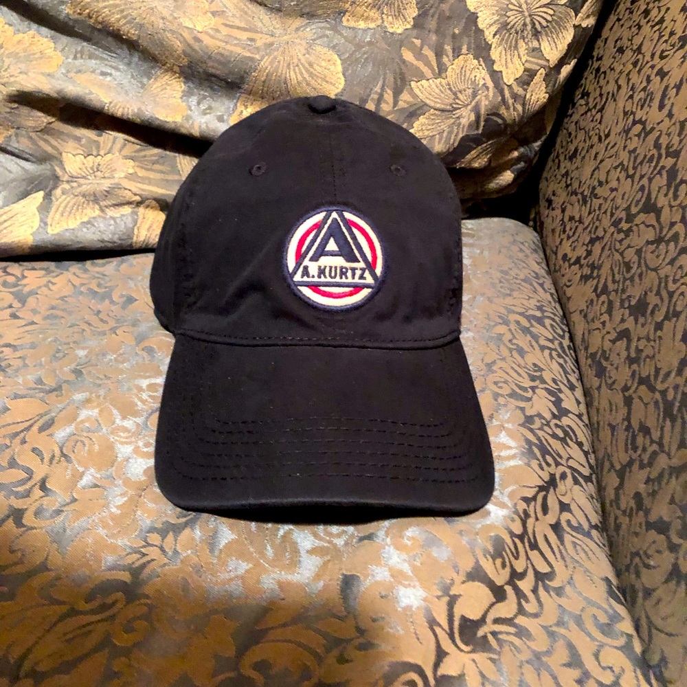 Kurtz Mens Hat Cap NOVEMBER LOWER PRICE W/Old Vintage STYLE PATCH NWT